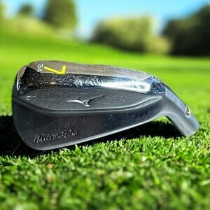 Mizuno PRO 7 Iron Golf Club 221 34 Demo fitting Golfing Right Hand Head Only
